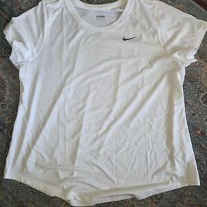 Nike Women's White Short Sleeve Tee